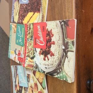 Vintage (4) 1950s Cookbooks
